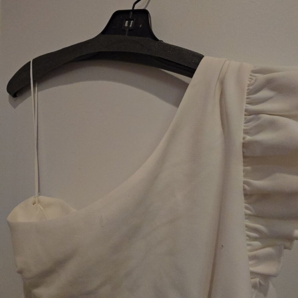 White, one shoulder, ruffled dress - Picture 5 of 5